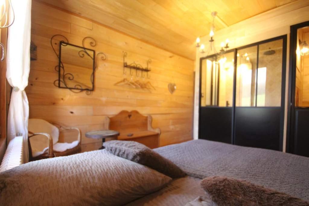 La Maison Du Bonheur Anlhiac Екстериор снимка
